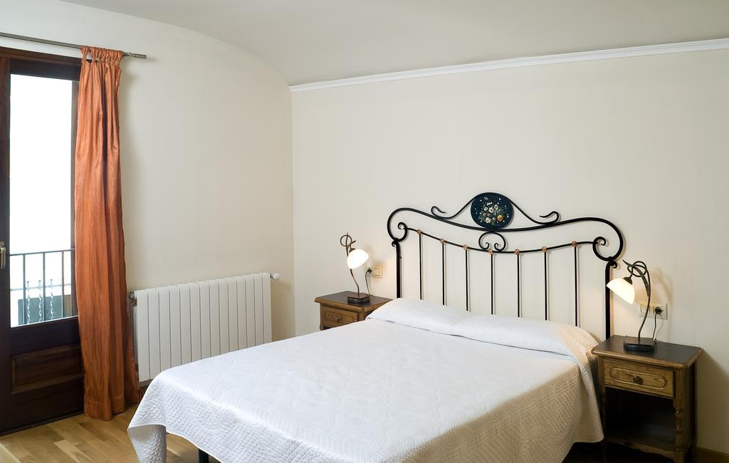 Can Garriga II I III Apartment Гаригея Екстериор снимка